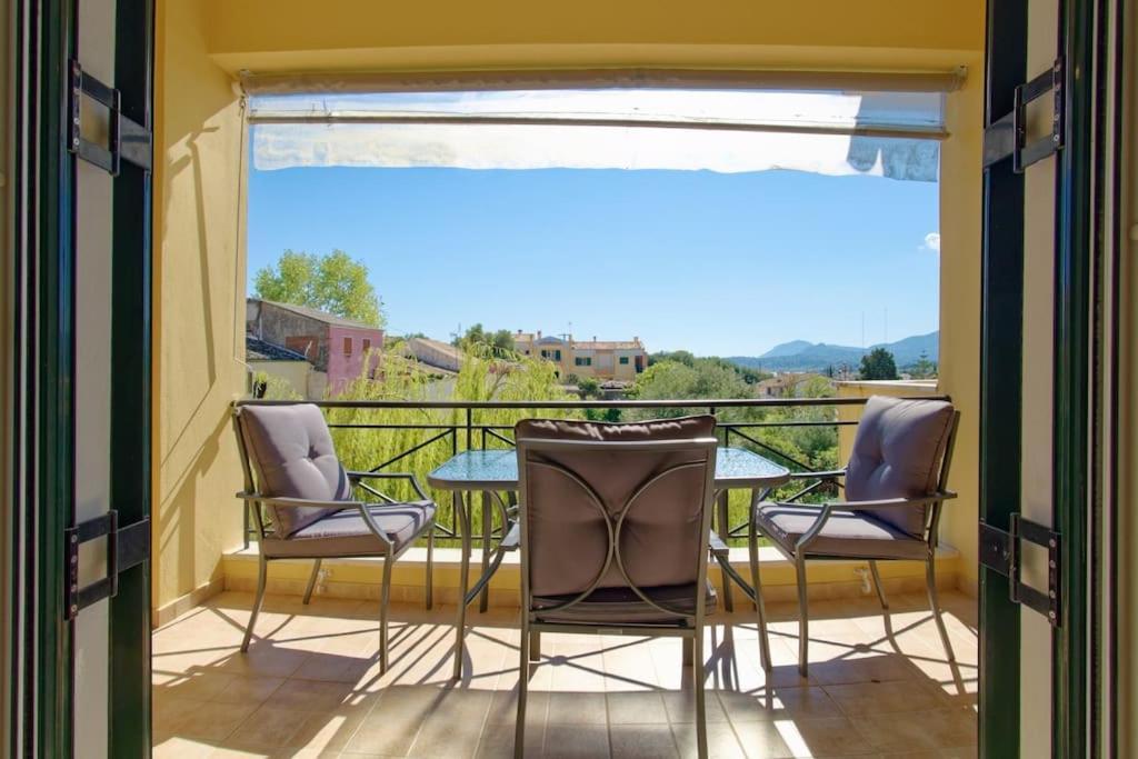 Savvitsa'S Apartment Corfu  Buitenkant foto